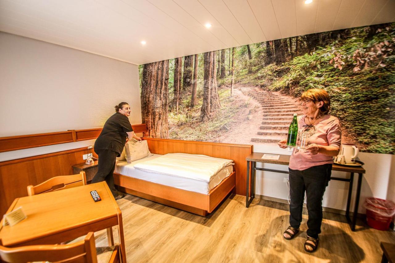 Landhotel Am Wenzelbach Pruem Ngoại thất bức ảnh