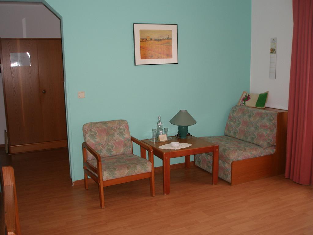 Landhotel Am Wenzelbach Pruem Ngoại thất bức ảnh