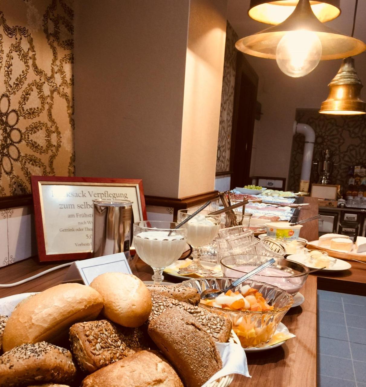 Landhotel Am Wenzelbach Pruem Ngoại thất bức ảnh